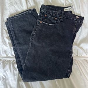 Abercrombie Ultra High Rise Ankle Straight Jeans